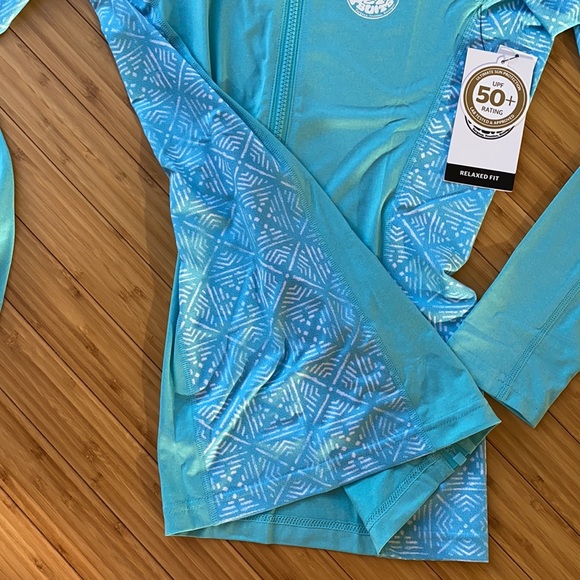 🔶🔸RIP CURL TRESTILS RASH GUARD🔸🔶 - Picture 7 of 8